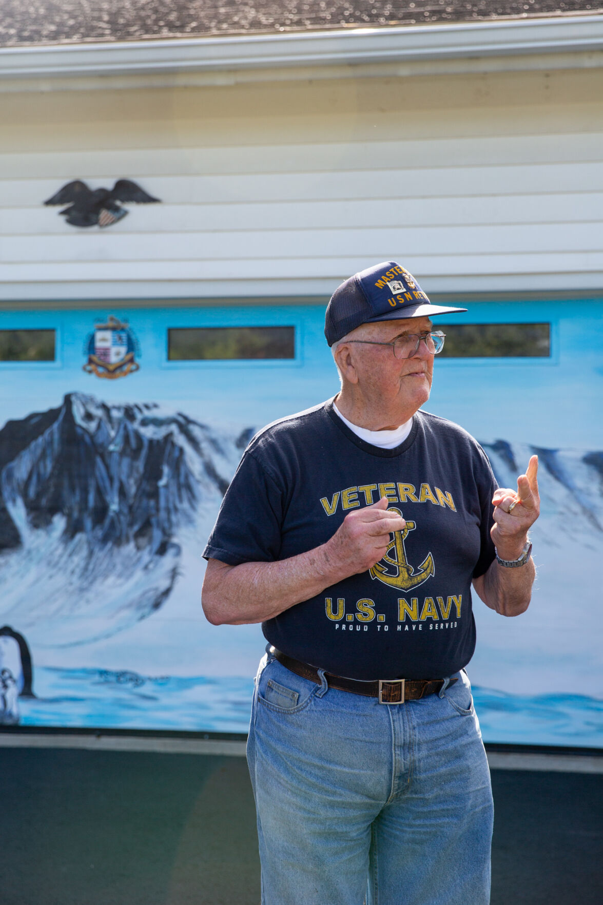 Mural celebrates Navy veteran’s service